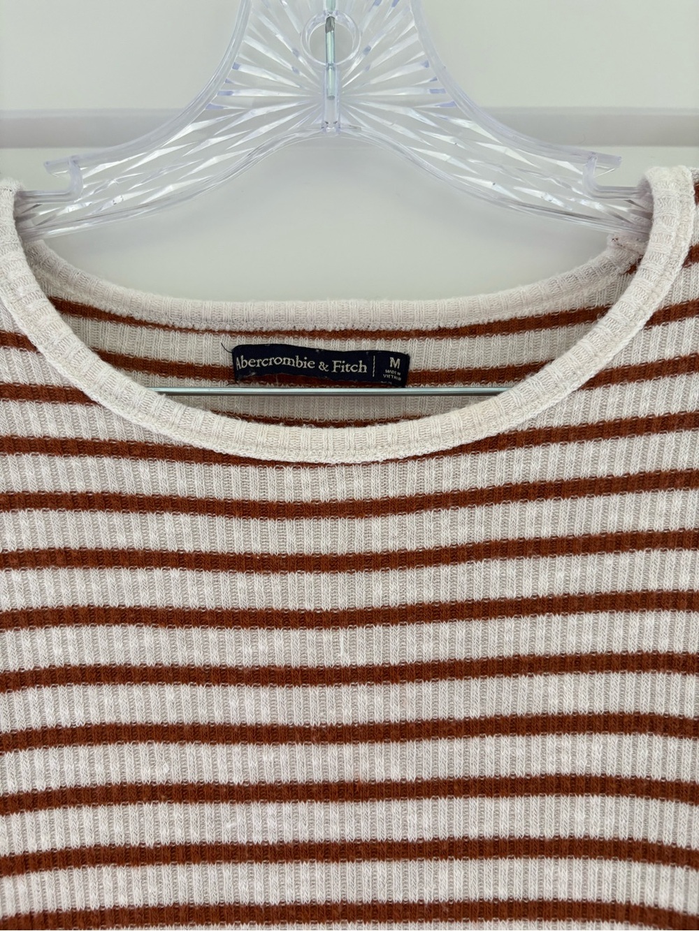 A&F Ribbed Top - Picture 2 of 2